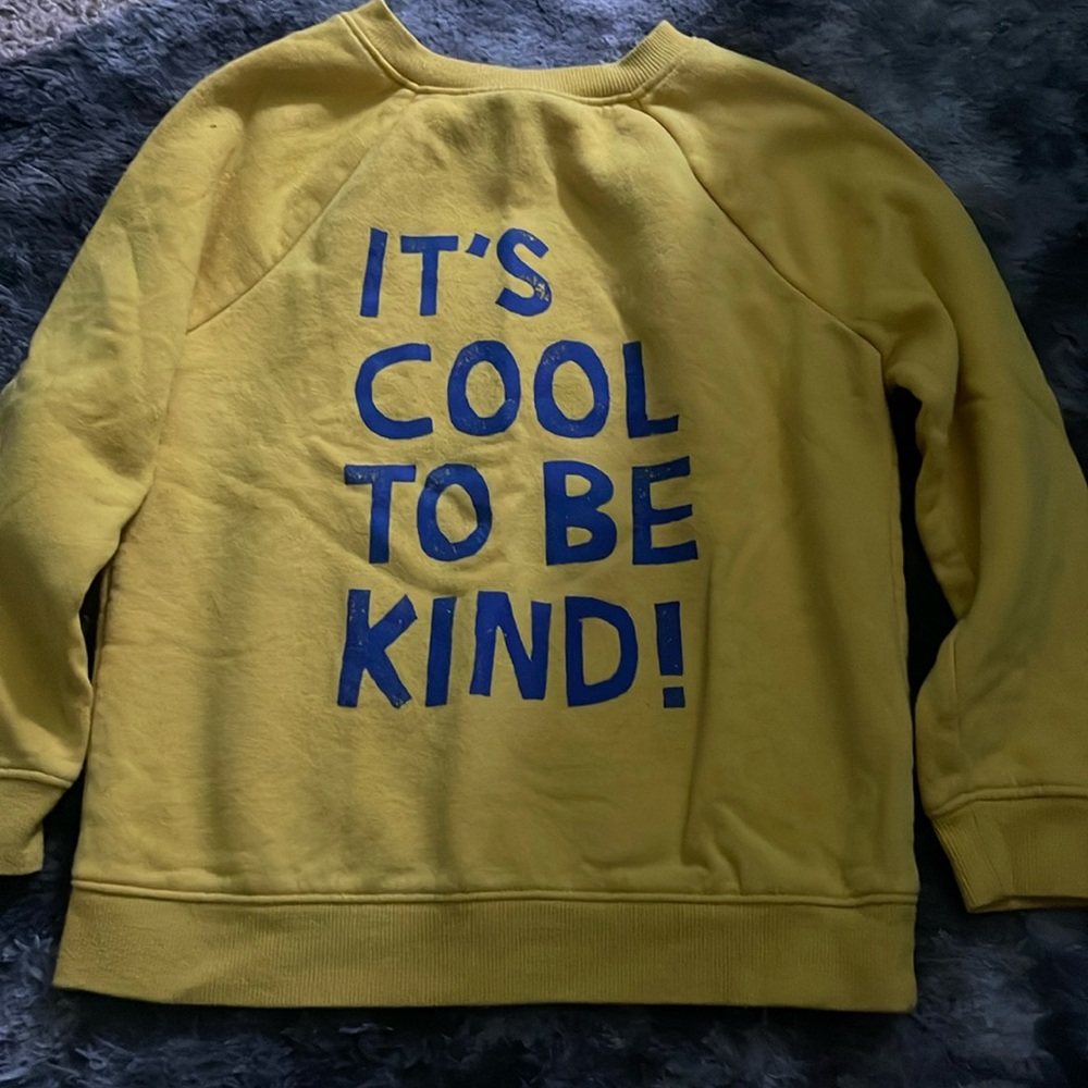 Yellow crew for the little one!